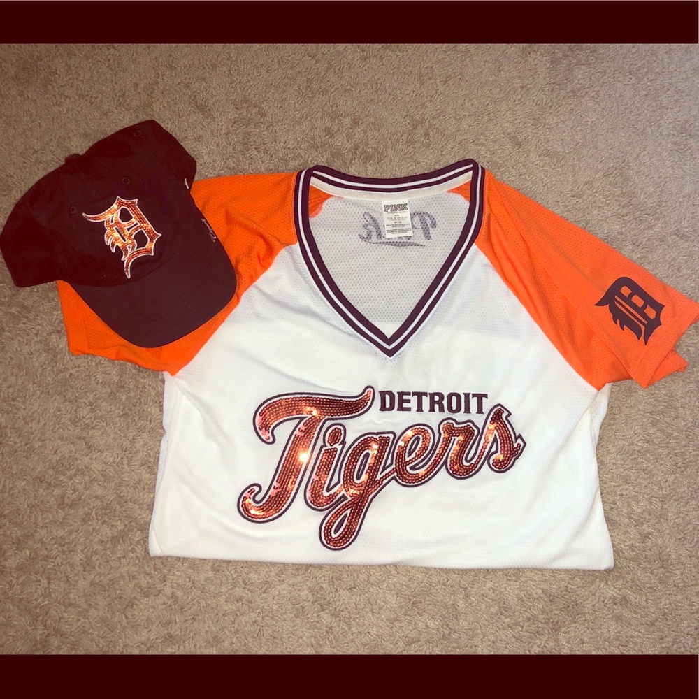 Detroit Tigers T-Shirt & Baseball Cap